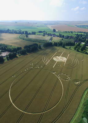 AveburyHenge part 2 avebury 22 July 08